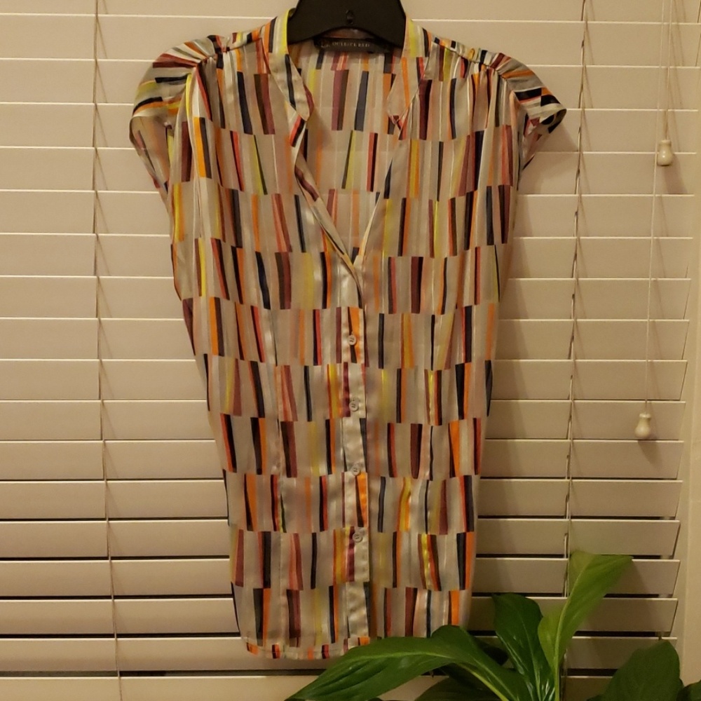 Women's Blouse - like new
